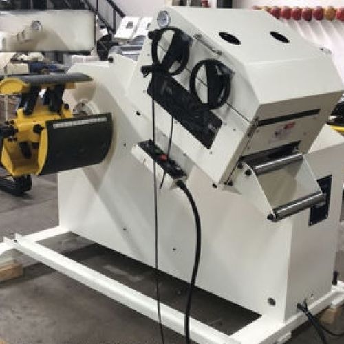 Sheet metal decoiler-straightener GL-500