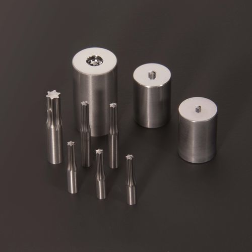 Матрица для холодной высадки из карбида вольфрама