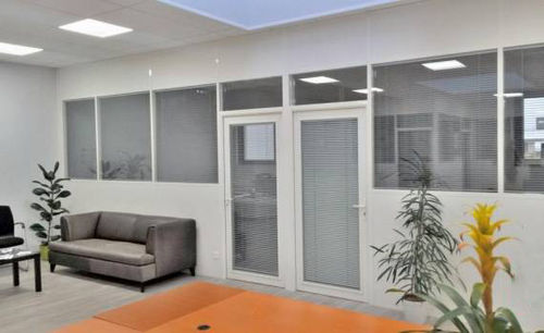 Офисная перегородка акустическаясъемнаяиз алюминия