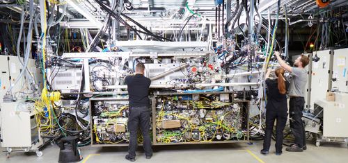 Лазерный усилитель RFоптическийцифровой