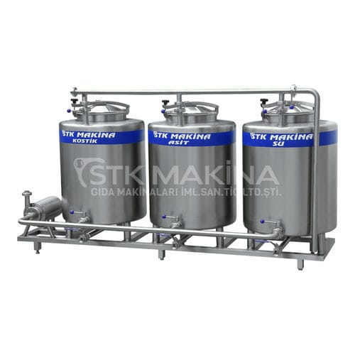 Storage tank for cleaningwaterfor acids and bases