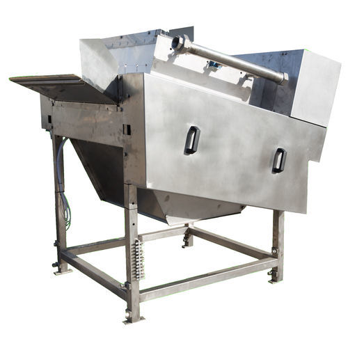 Устройство для удаления веток и листьев ГДР