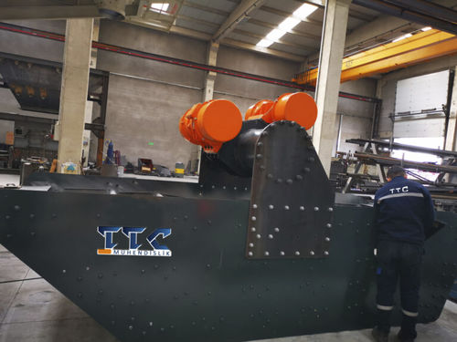 Вибрационная просеивающая машина для сыпучих материалов