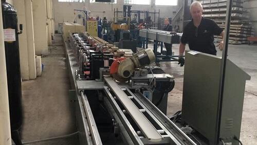 Машина для производства рулонных жалюзи