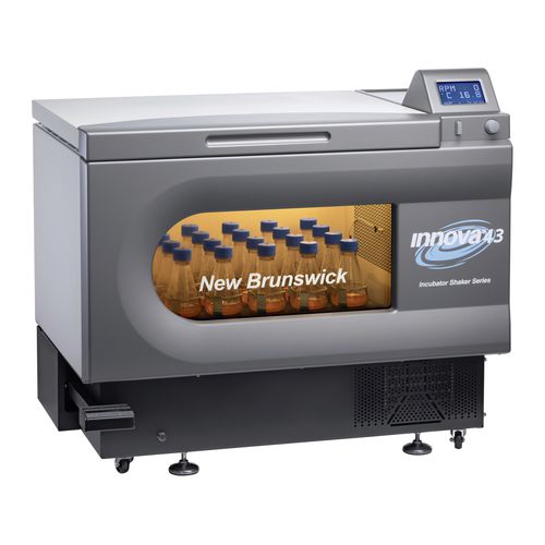 Natural convection incubator Innova® 4 seriesrefrigeratedwith laboratory shakerprogrammable