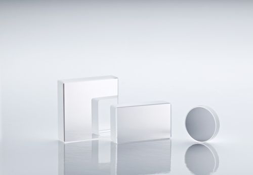 Плоское зеркальное стеклопрецизионноедля научных приборов