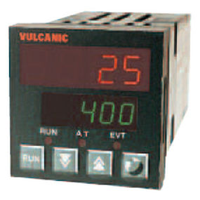 Контроллер температуры с двумя дисплеями серии 30635, программируемый ПИД, IP66