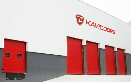 Подъемные ворота секционныеиз сталиоцинкованной стали