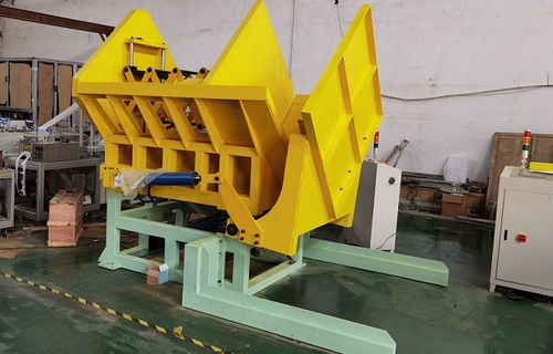Устройство смены паллет V-образное