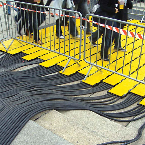 Floor-mounted cable protector Yellow Jacket® 5 Channel AMS®vehicle bridgesheet steel