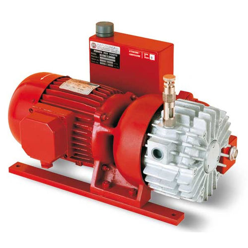 Пластинчато-роторный вакуумный насос серии VTLxx/F с масляной смазкойодноступенчатыйс электроприводом