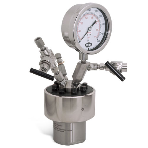 Металлический резервуар Серия 4650 Сосуды высокого давления/высокой температуры, 250-1000лабораториивысокого давлениявертикальные