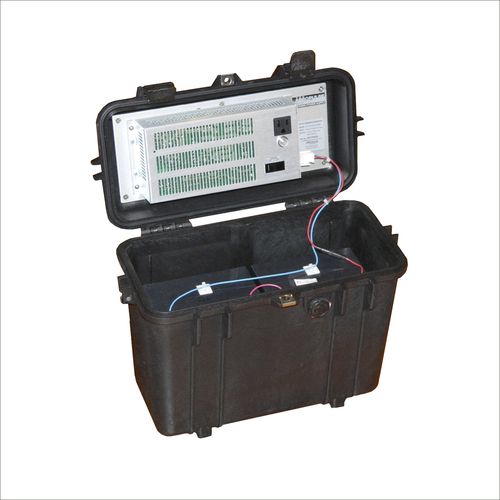 Синусоидальный преобразователь постоянного/переменного тока серии CSI 100-24V24AH-UA-PELдля промышленного применениядля суровых условий,прочный