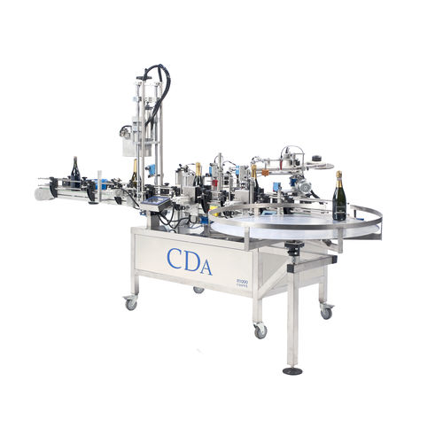 Automatic labeler R1000 Foilsfor bottlessidefor the wine industry
