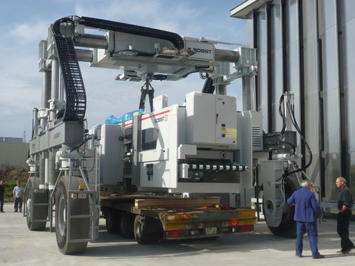 Портальный транспортер на резиновых колесах MST 60