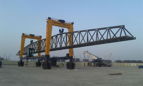 Портальный транспортер на резиновых колесах MST 125