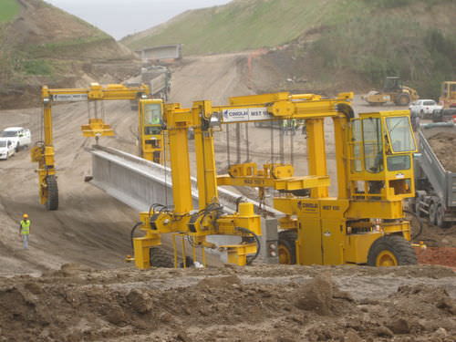 Мобильный козловой кран MST 100 для сборных площадок