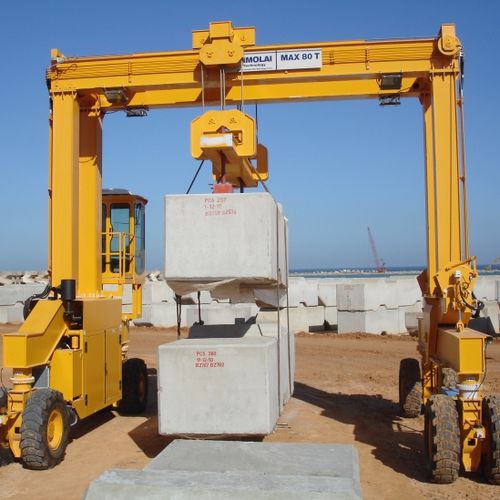 Портальный транспортер на резиновых колесах MST 80 для сборных железобетонных балок