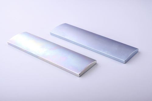 Постоянный магнит NdFeB 42x10x4,5 мм с R15,5прямоугольныйдля двигателядля датчиков