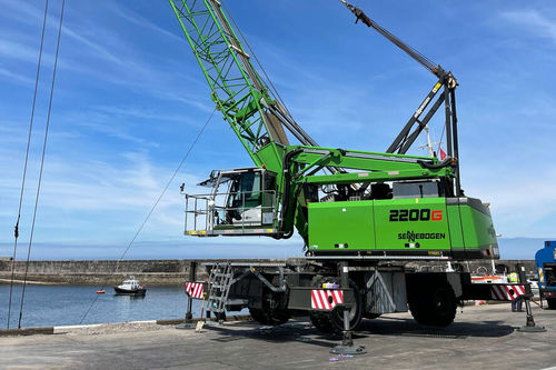 Портовый кран 2200 GСамоходная стреларешетчатая