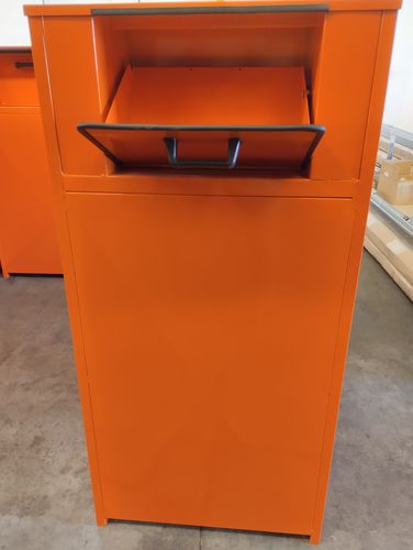 Контейнер для мусора из полиэтилена, оцинкованная сталь, безопасный для промышленных отходов