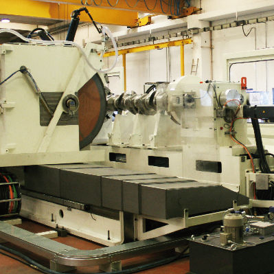 Станок для наружного круглого шлифования коленчатых валов DB4500CNдля тяжелых условий эксплуатации