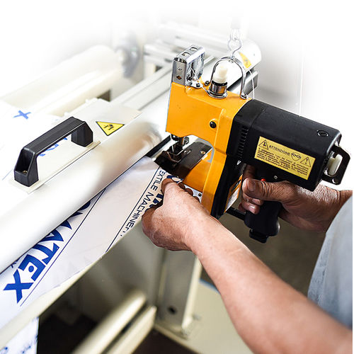 Chain stitch sewing machine JOIN-SMARTsingle-threadfabrichandheld