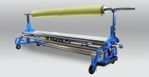 Manual spreading machine TURNTABLEfor textiles