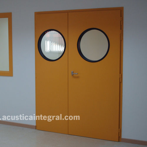 Распашная дверь RS6 - 38дБметаллакустическаяв помещении