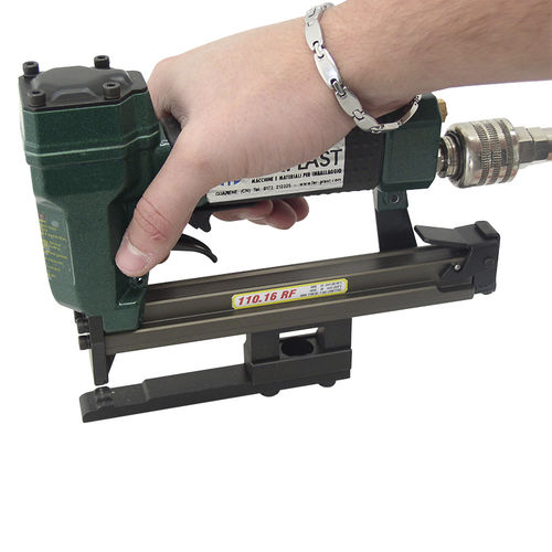 Степлер пневматический 110-16 RFдля упаковки коробокдля картонных коробок