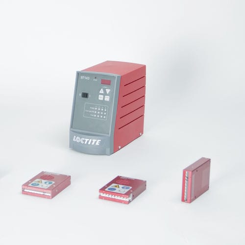 Система УФ-отверждения Loctite EQ CL34 LED Line Array System 365/405 нмдля нанесения покрытиядля сушки