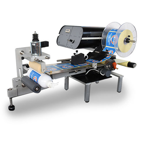 Semi-automatic labeling system D160Tfor bottlespotfor the cosmetics industry