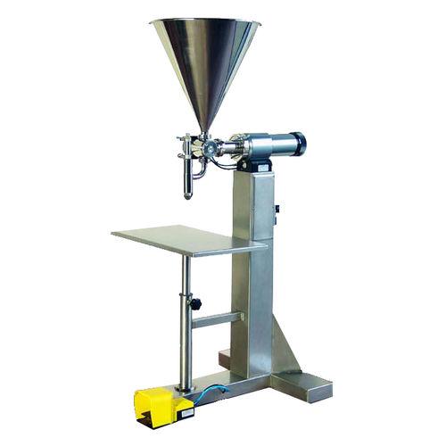 Liquid dosing unit for pasty productsvolumetricfor the food industry