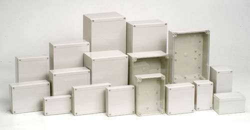 Корпус с винтовой крышкой серии MнастенныйпрямоугольныйABS