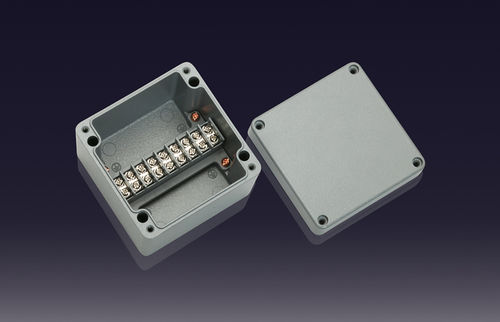 Wall-mounted terminal box BC-AL-9P IP66IP67IK 08