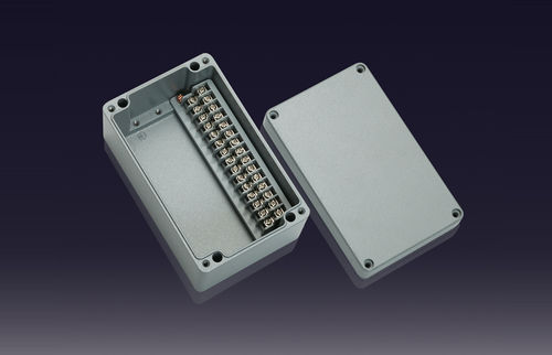 Настенная клеммная коробка BC-AL-15PTIP66IP67IK 08