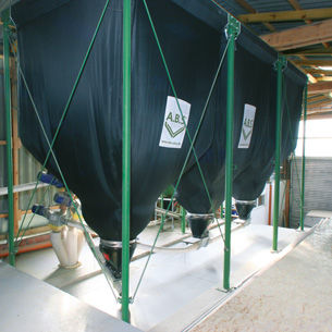 Flexible silo for grainagricultureUV-resistant