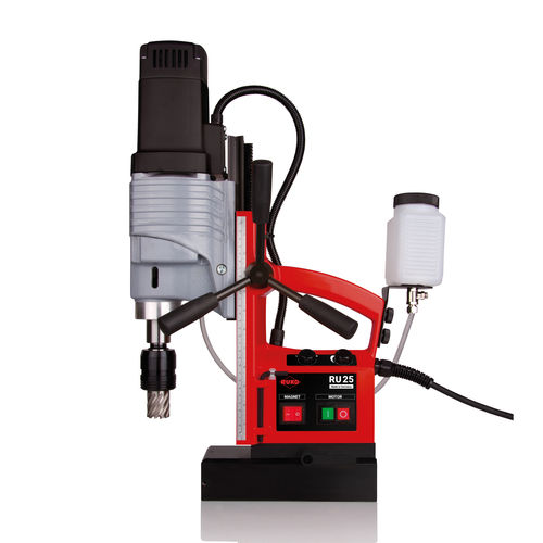 Электрический станок колонкового бурения РУ25на магнитной базедвухскоростной