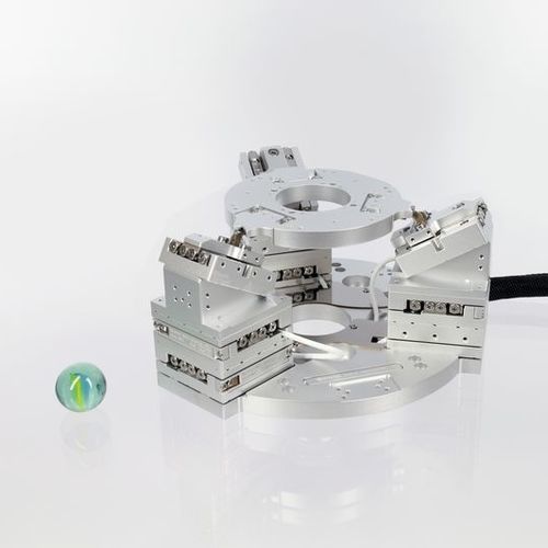 Многоосная система позиционирования SMARPOD CLS-32гексаподпьезо с параллельной кинематикой