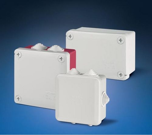 Распределительная коробка настенная серии CUBIK из атмосферостойкого пластика с эластичной мембраной