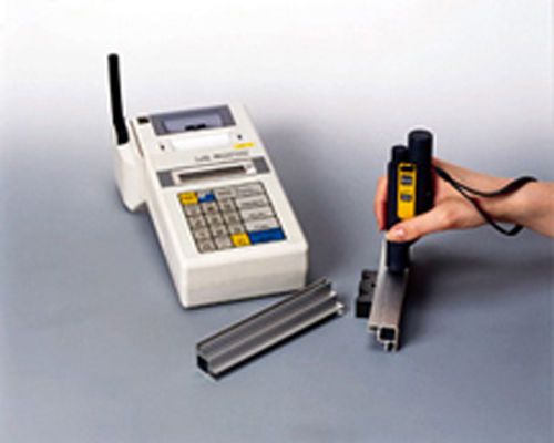 Портативный толщиномер LE200Wcoatingручной