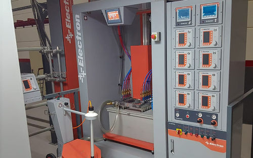 Циклонная камера порошковой окраски, быстрая смена цвета, автоматическая.