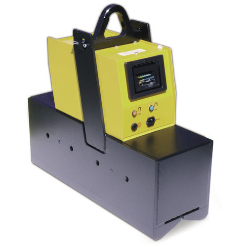 Manually switched electro lifting magnet FBM seriesfor flat and cylindrical loadsbattery-operated