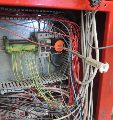 Protection sleeve spiralfor electrical cablesflexible