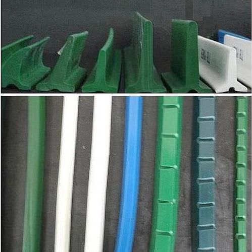 Боковая направляющая для конвейера