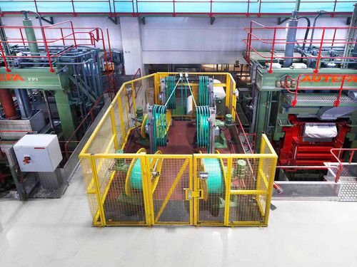 Автоматическая обвязочная машина для одеждыметаллическая промышленность