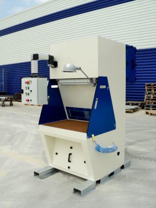 Стол с нисходящей тягой для шлифования серии TC 700для сваркидля обработки поверхностидля полировки