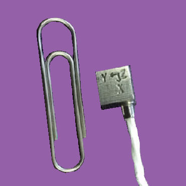 Трехосный акселерометр AT/08пьезоэлектрическийпрочныйминиатюрный