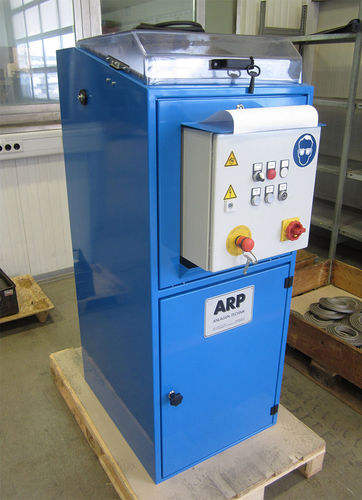 Двухвальный измельчитель серии CS для чипов для картона