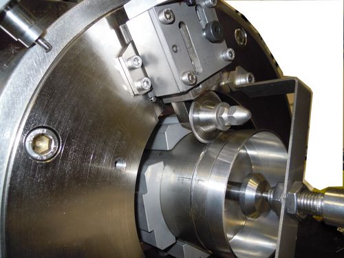 Станок для резки металла с ЧПУ